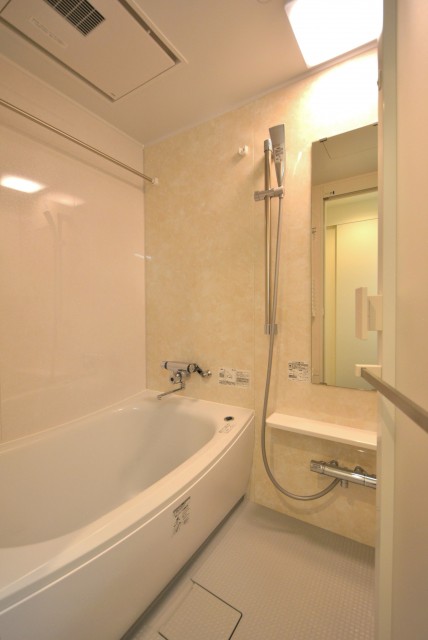 クレール三田 浴室