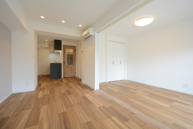 クレール三田 LDK