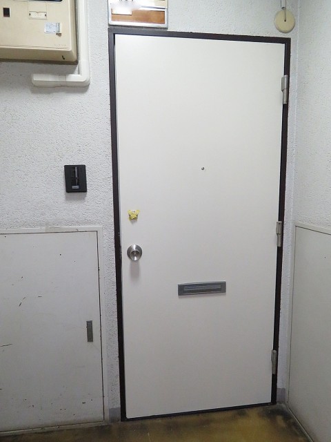 ブリリアンス五反田　玄関扉