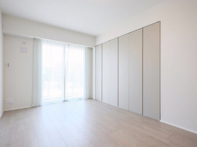 ジェントルエア神宮前 洋室1