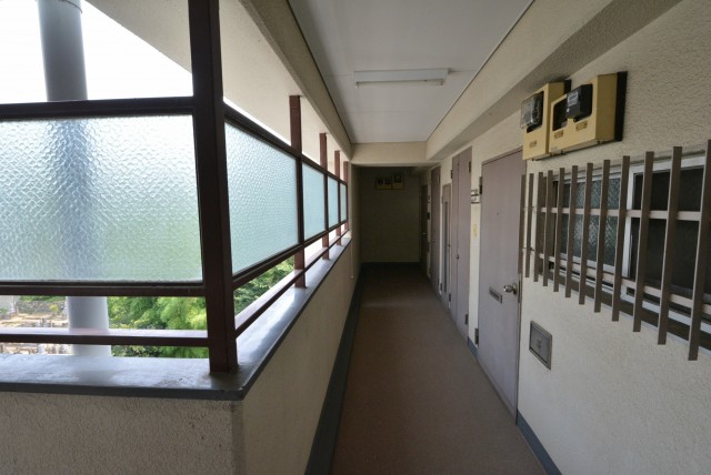 クレール三田 外廊下