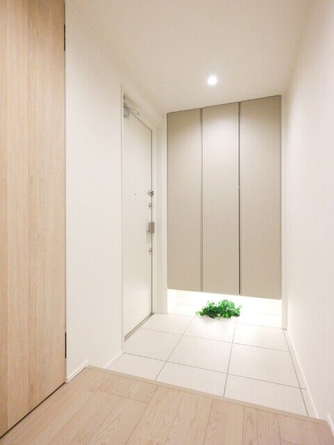 ジェントルエア神宮前 玄関