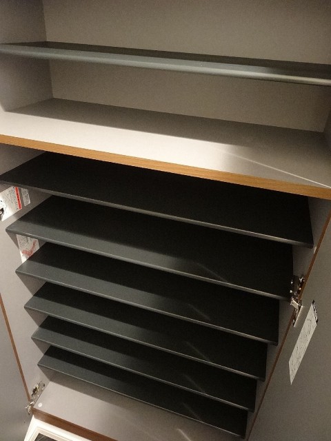 グランドメゾン碑文谷　シューズＢＯＸ