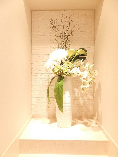 黎明マンション　玄関の飾り棚