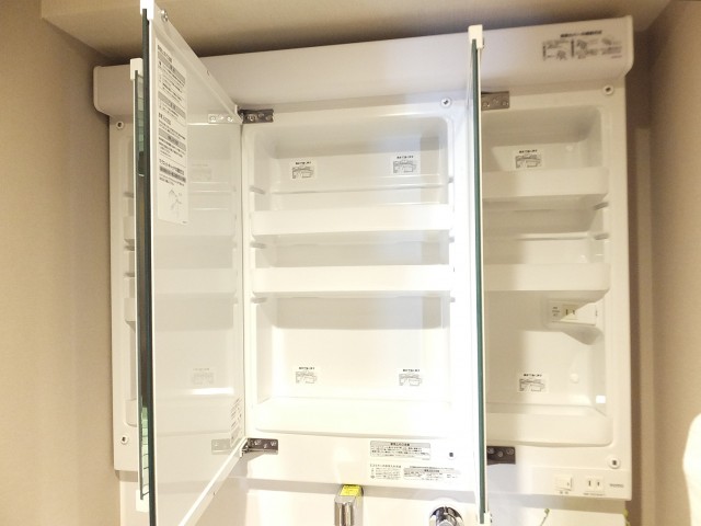 黎明マンション　洗面化粧台