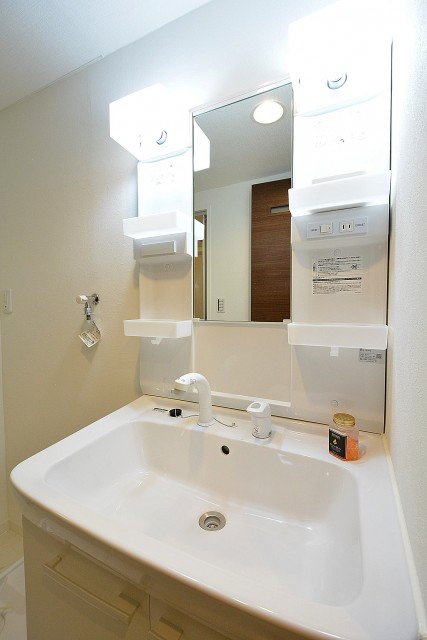 ハイネス小石川　洗面台