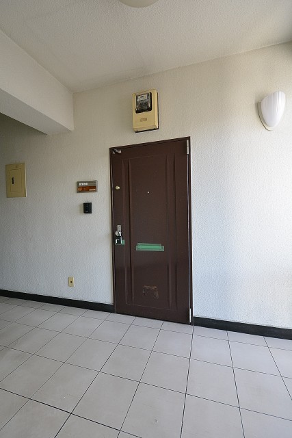 エイト大森ハイツ　共有廊下