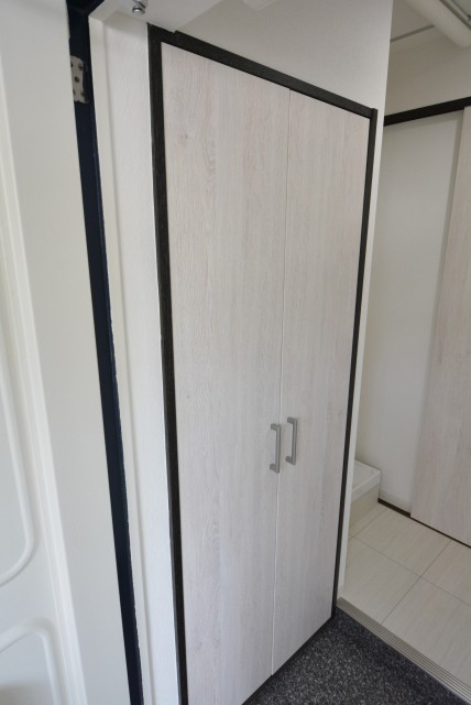 秀和奥沢レジデンス　収納