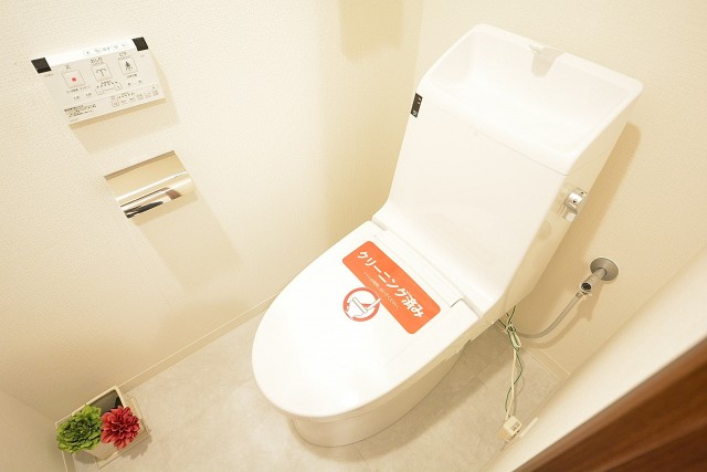 マートルコート奥沢　ウォシュレット付きトイレ
