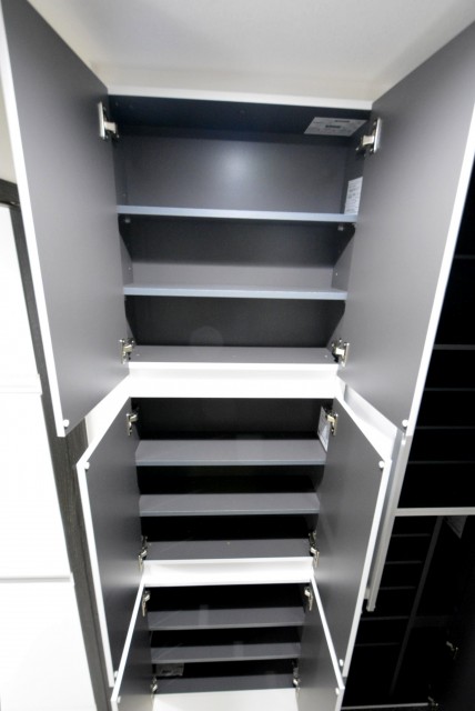 秀和奥沢レジデンス　シューズボックス