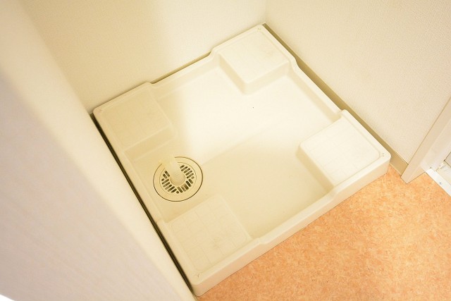 レグノ・スイート三軒茶屋　洗濯機置場