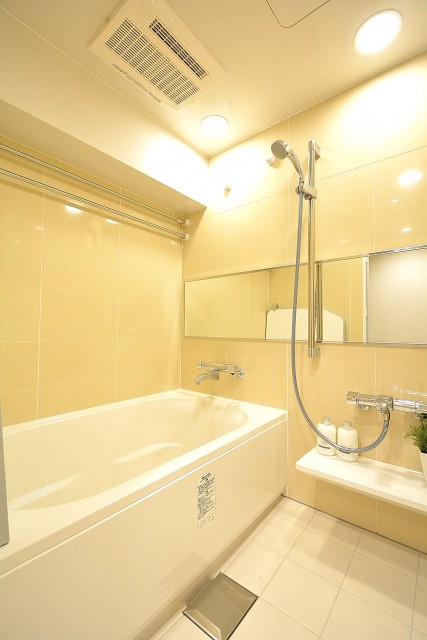 代官山マンション　バスルーム