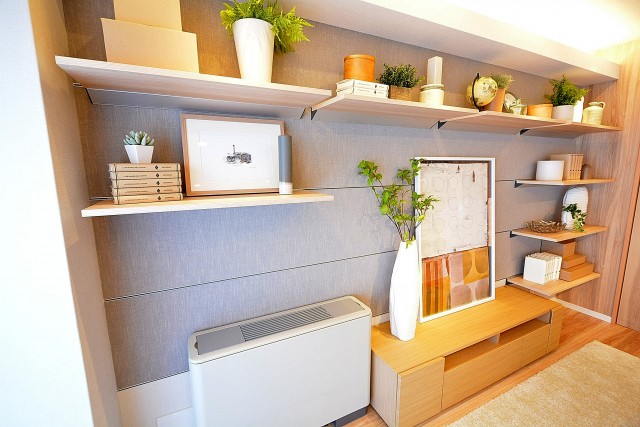 代官山マンション　リビングの棚