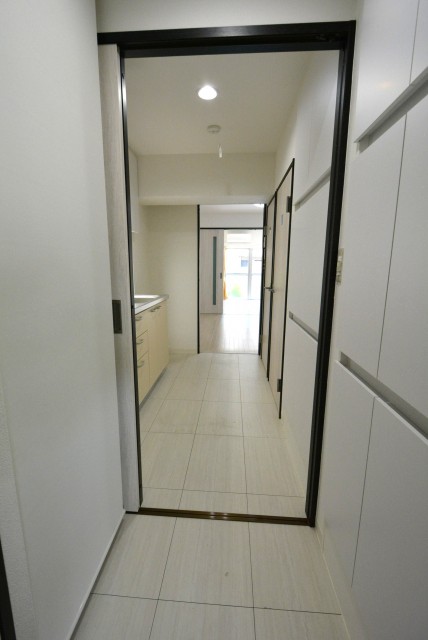 秀和奥沢レジデンス　奥まで