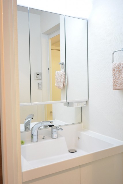 ニックハイム中目黒　洗面化粧台