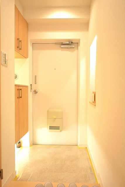 カーサ第2蒲田　玄関ホール