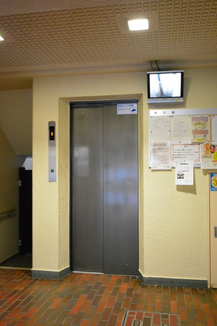 大森ロイヤルハイツ　エレベーター