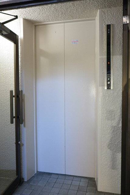 北の丸ビル　エレベーター