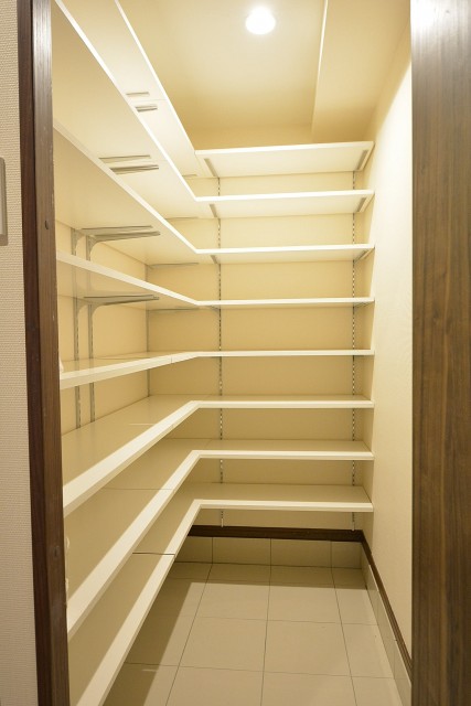 大森ロイヤルハイツ　シューズインクローゼット