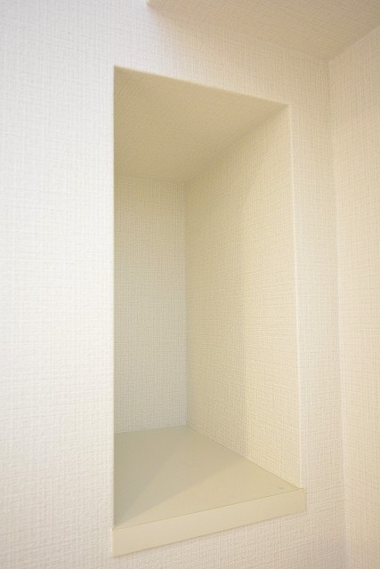 ブリリアンス五反田　ランドリースペースの棚