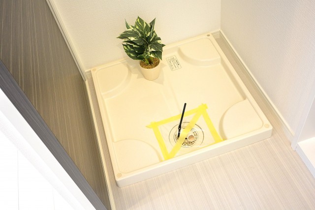 北の丸ビル　洗濯機置場