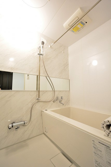 ドミール南青山　バスルーム