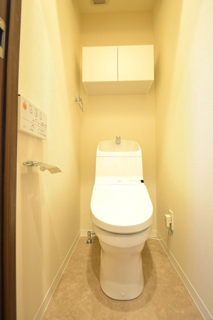 大森ロイヤルハイツ　ウォシュレット付きトイレ