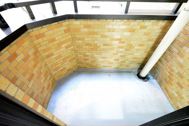 ドミール南青山　7.5帖のベッドルームバルコニー