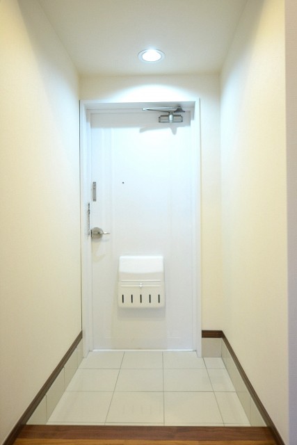 大森ロイヤルハイツ　勝手口