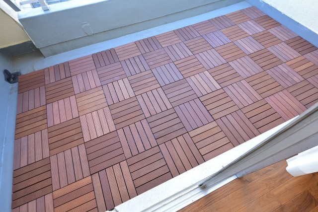 大森ロイヤルハイツ　洋室約5.7帖側のバルコニー