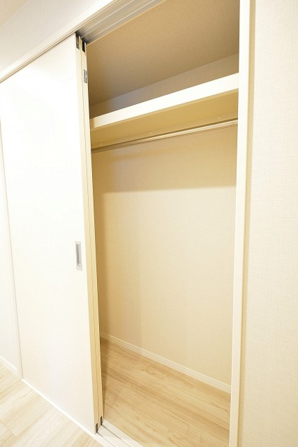 東建参宮橋マンション　洋室①　クローゼット
