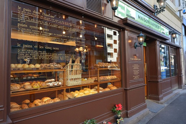 セザール白金　魚らん商店街