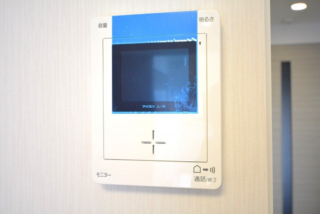 秀和奥沢レジデンス　ＴＶモニター付きインターホン