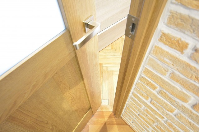 マンション目黒苑　ＬＤＫ扉