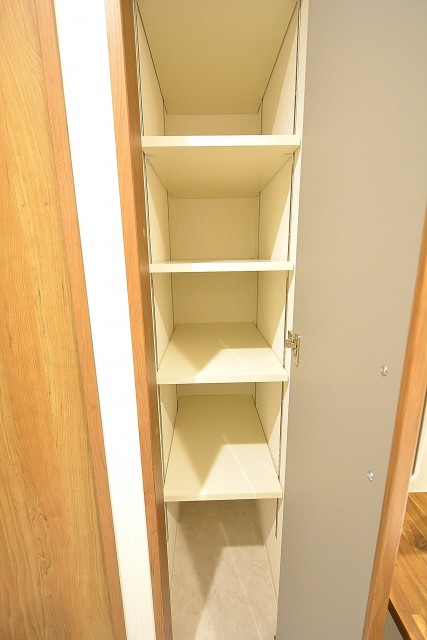 南進マンション　リネン庫