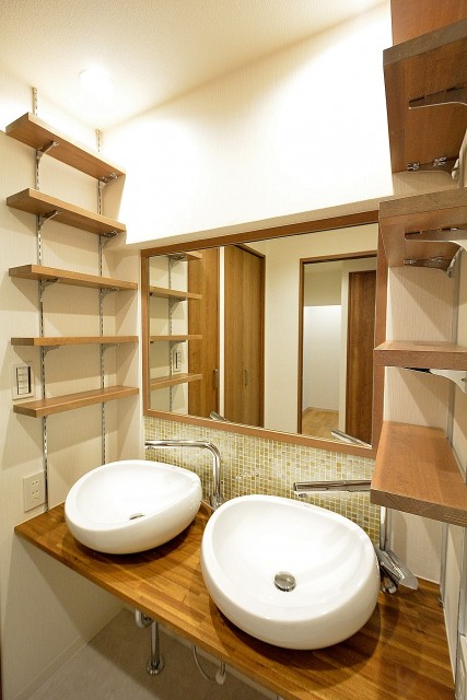 南進マンション　洗面台