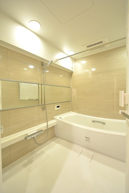 南進マンション　バスルーム