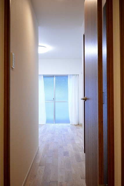 南進マンション　8.7帖洋室①