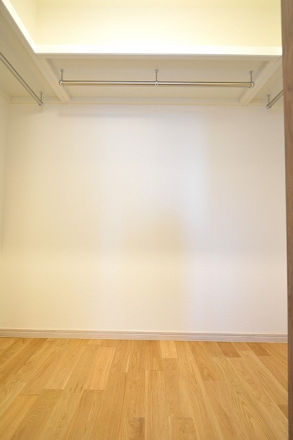 南進マンション　8.7帖洋室②WIC