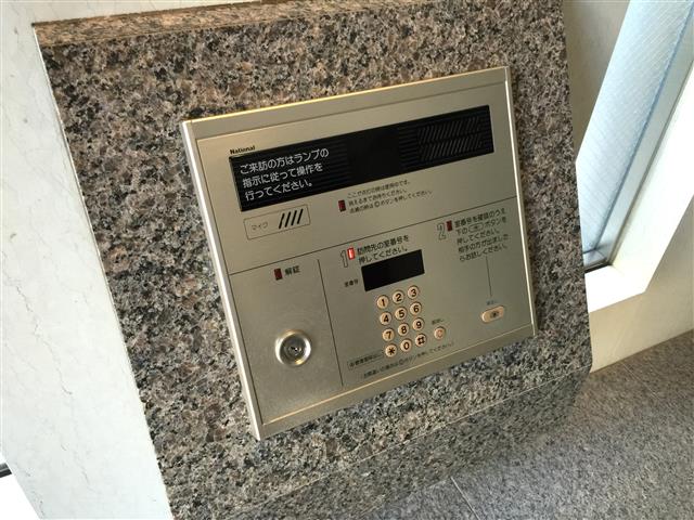 サンマンションアトレ新宿戸山　オートロック