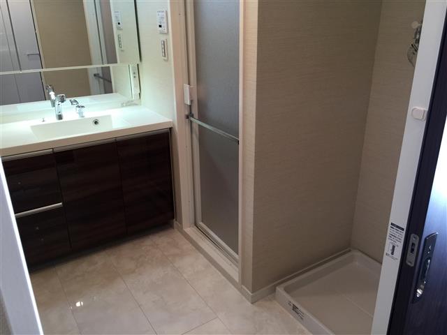 サンマンションアトレ新宿戸山　洗面室&バスルーム