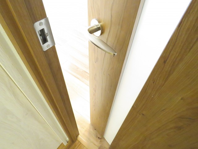 GSハイム築地　ＬＤＫ扉