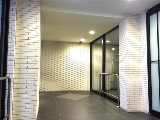 サンクタス文京大塚アヴァンテラス　エントランス