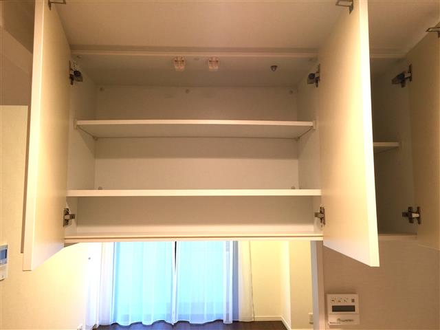 サンクタス文京大塚アヴァンテラス　キッチン収納