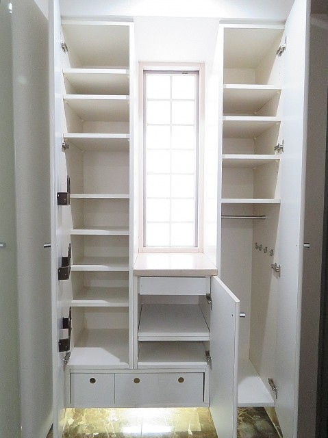 アルス目黒学芸大学弐番館　シューズＢＯＸ