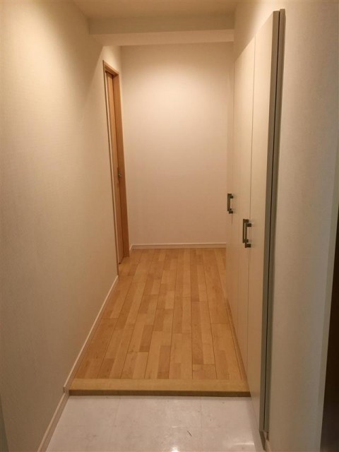 アルカディア経堂　玄関