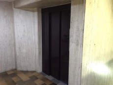 アルカディア経堂　エレベーター