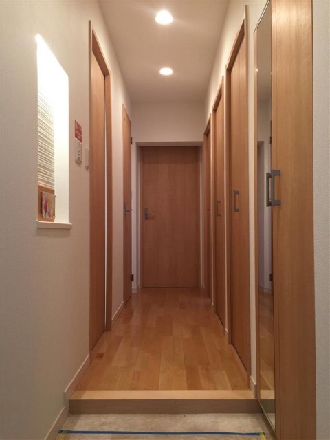 チュリス代々木　玄関