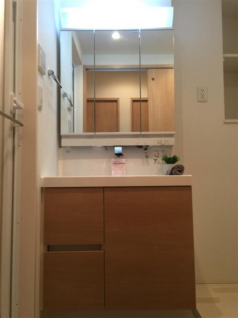 チュリス代々木　洗面台