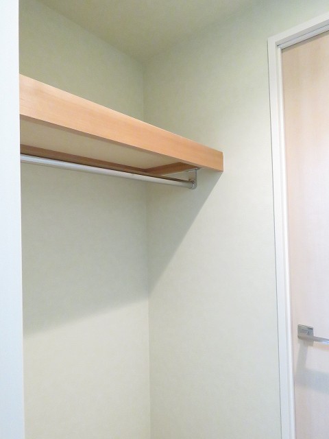 レグノ・スイート三軒茶屋　ウォークインクローゼット